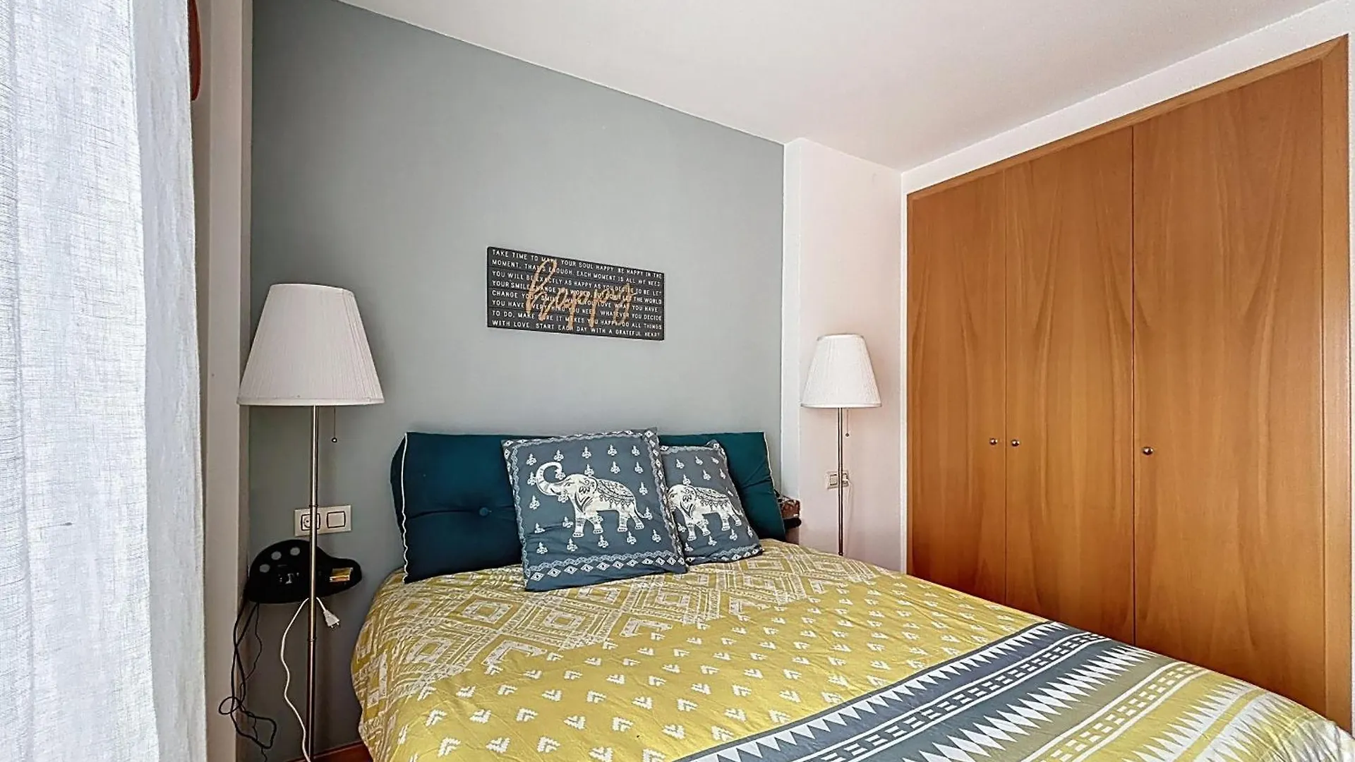 B Marina 410 Atico Un Dormitorio Vista Canal Ampuriabrava España