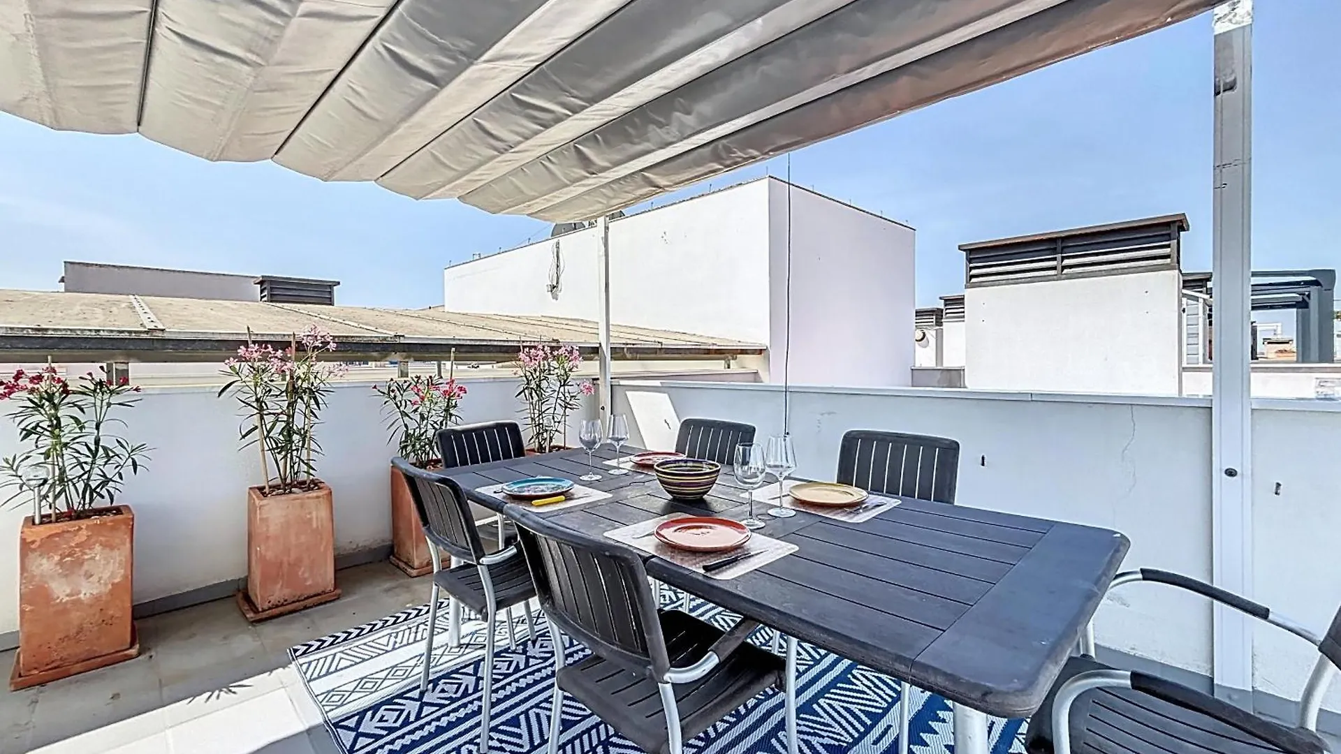 B Marina 410 Atico Un Dormitorio Vista Canal Ampuriabrava 0*,